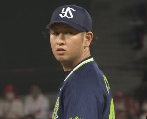 3番手小澤怜史投手