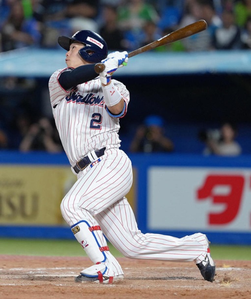 古賀土壇場9回2死から同点2号2ラン出典日刊スポーツ撮影足立