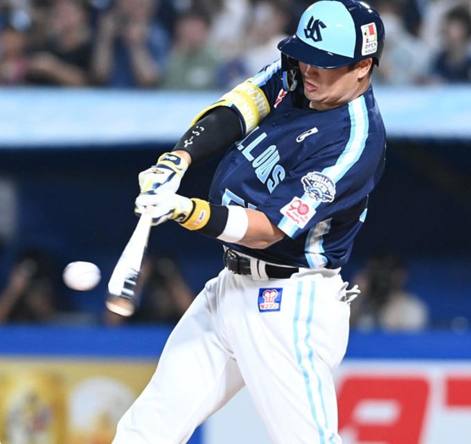 村上12号ソロ出典デイリースポーツ撮影園田高夫20250830