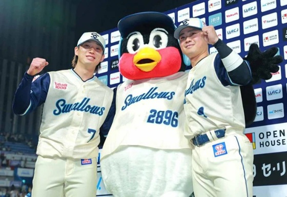 9回丸山同点タイムリーでお立ち台出典ヤクルト公式サイト20260418