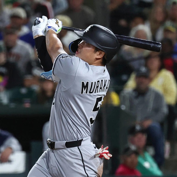 村上７号ソロ出典ＡＰ