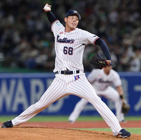 8回丸山三者凡退の好リリーフ出典ヤクルト公式サイト20260526