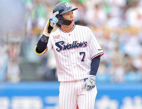 6回長岡二塁打でチャンスメイク出典ヤクルト公式サイト20260621