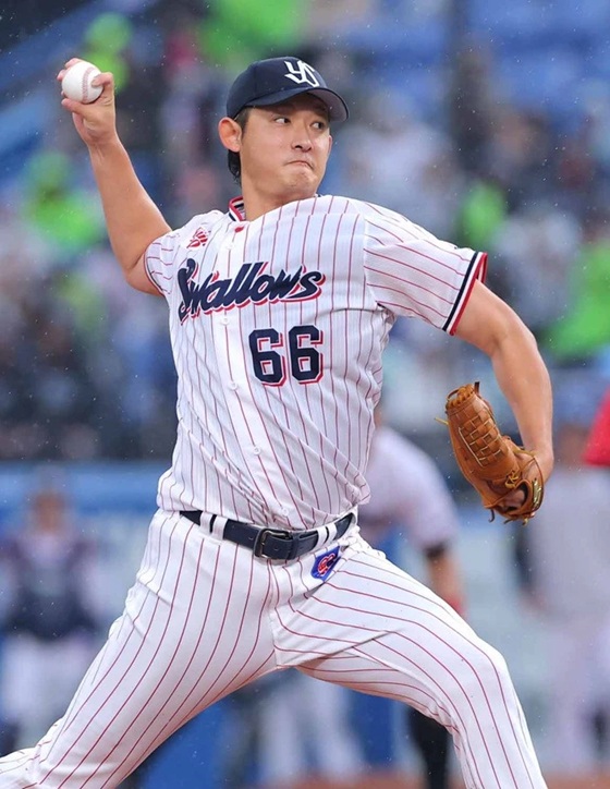 阪口雨の中をパーフェクト火消し出典ヤクルト公式サイト20260620