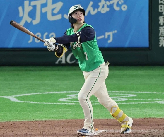 長岡決勝4号で虎の子の1点を入れる出典ヤクルト公式サイト20260807