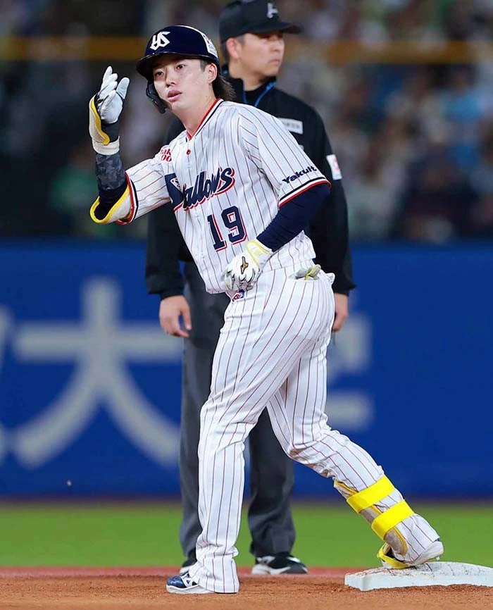 長岡マルチ安打出典ヤクルト公式サイト20261003